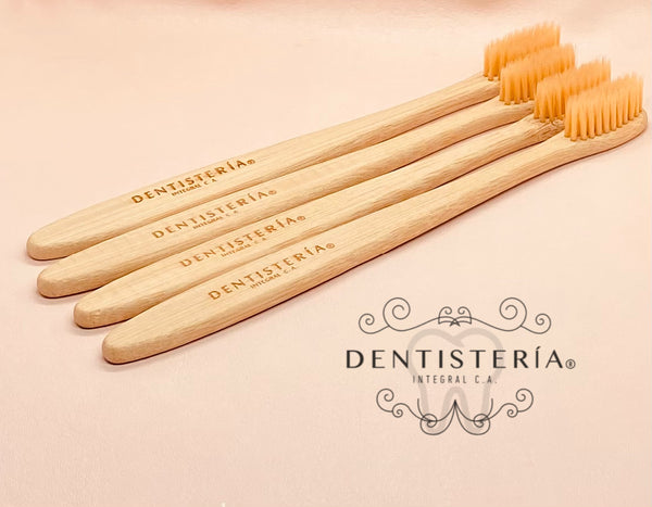 Cepillo Dental Dentistería Bambú (Kit 4 cepillos)